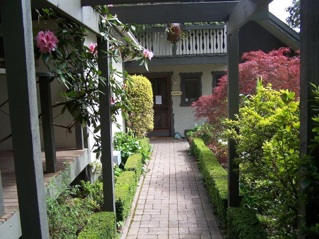 Annie Roes Luxury B&B Bend of Islands Esterno foto