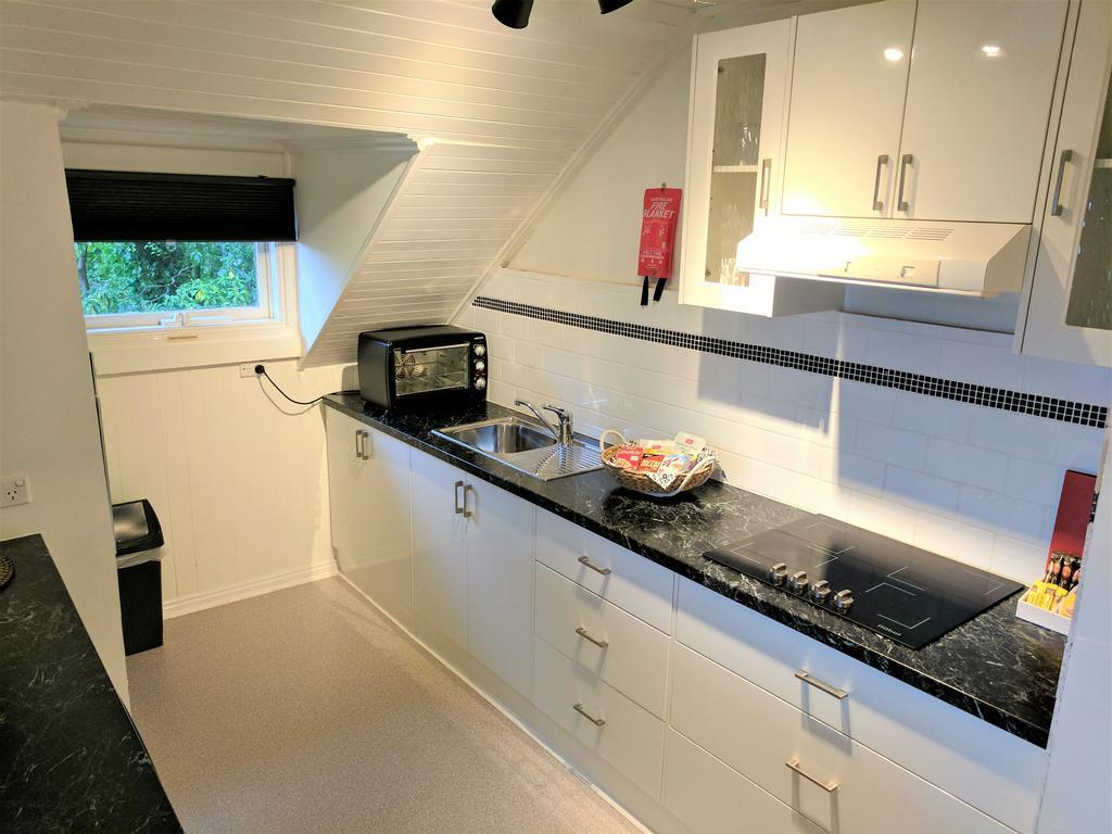Annie Roes Luxury B&B Bend of Islands Esterno foto
